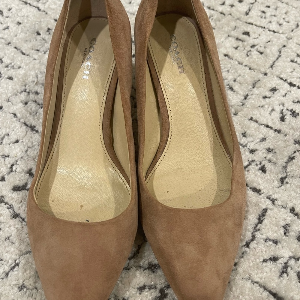 Coach nude heels in size 7